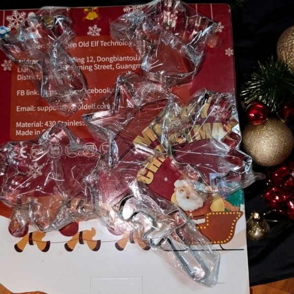 12pcs Christmas Cookie Cutters Set, New - Picture 5 of 8